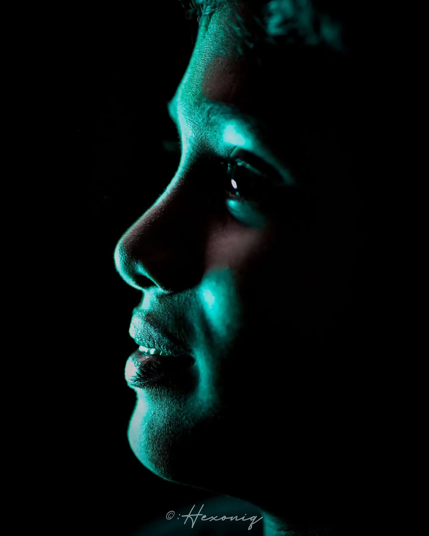 The lights of my faith guide me through these dark nights